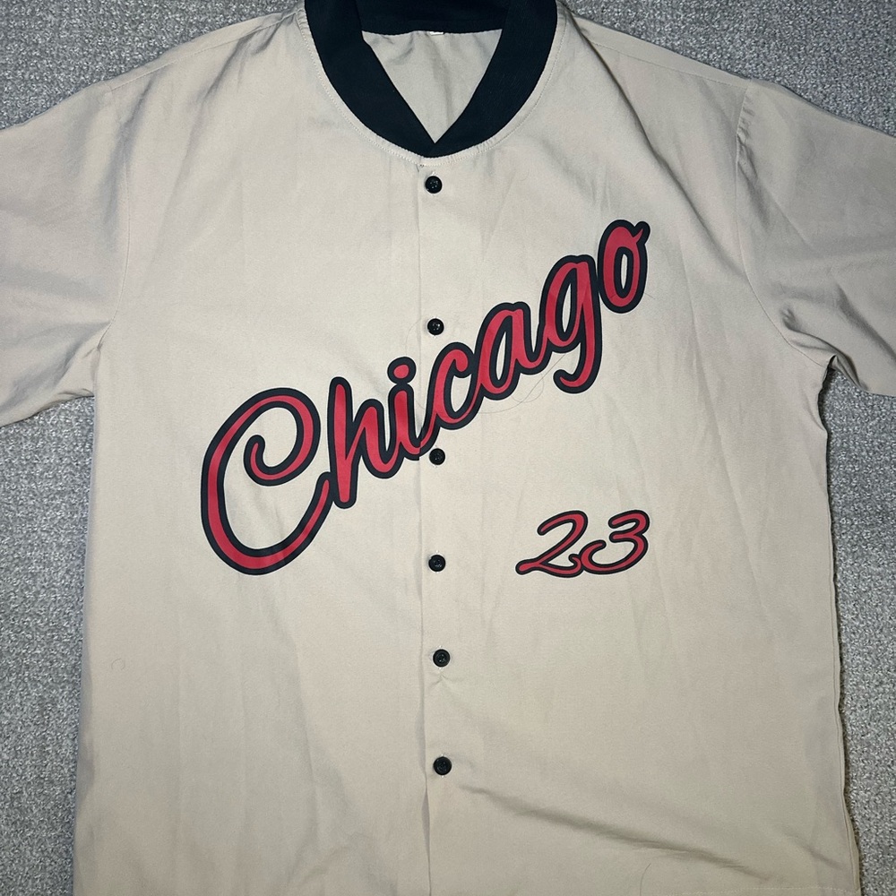 Men’s Chicago 23 Michael Jordan short sleeve Jersey Shirt M Poly Blend